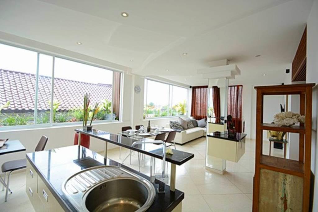 Flora Apartment Bali Семиняк Екстериор снимка